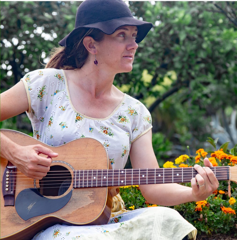 Pepper Jane performing at Mapleton Hall