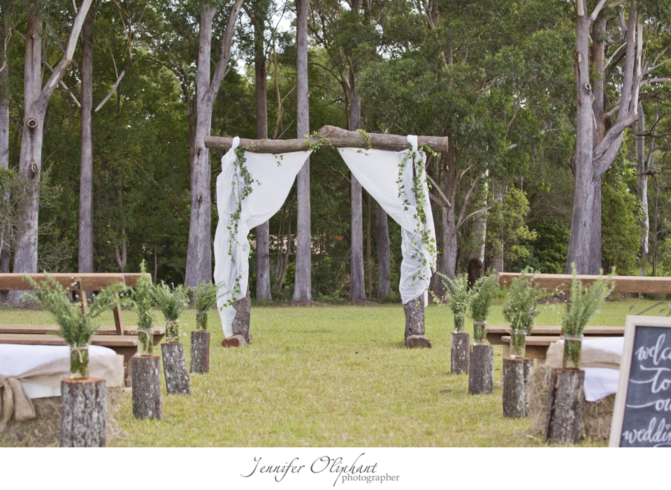 Wedding couple at Mapleton